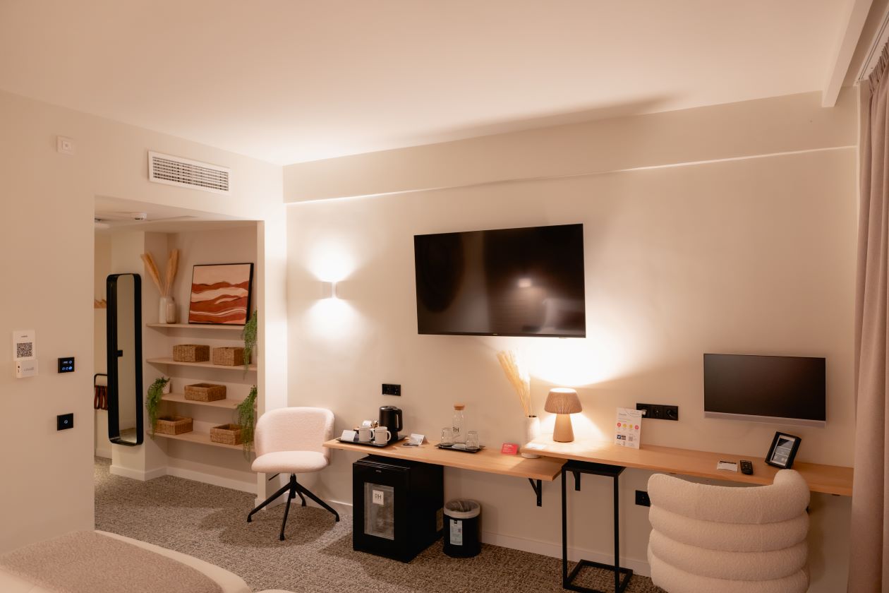 Tech Room 